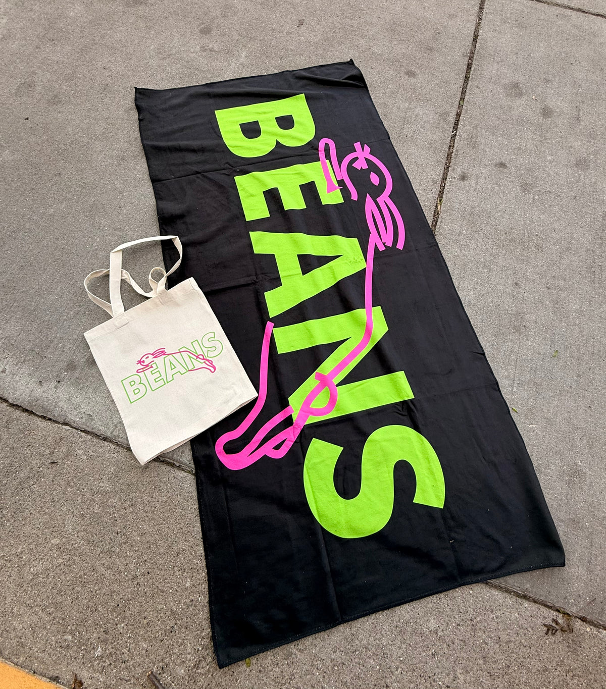 BEANS MICROFIBER BEACH TOWEL (FREE TOTE BAG INCLUDED)